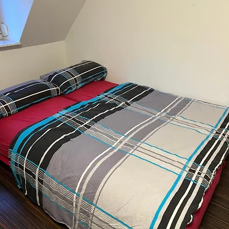 דירה Schoene In Zentraler Lage Naehe Der Innenstadt נירנברג
